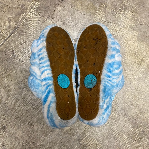 UGG Women's Fluff Yeah Slide Zebra - Picture 4 of 7